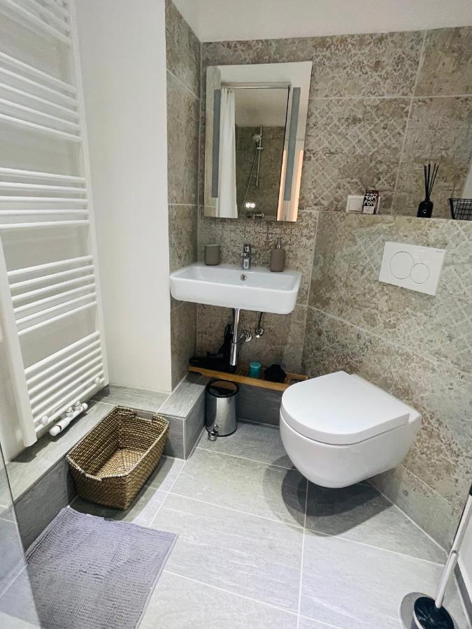 Appartement Modern * Zentral * Netflix * Arbeitsplatz à Wuppertal Extérieur photo